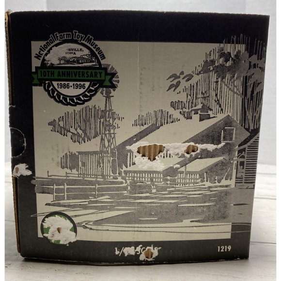 John Deere Model "70" Die Cast Tractor  Numbered With Box 10th Anniversary - Picture 12 of 13